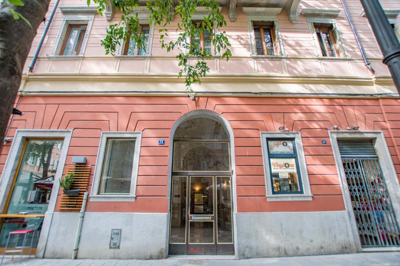 Viale 24 Apartment Триест Екстериор снимка